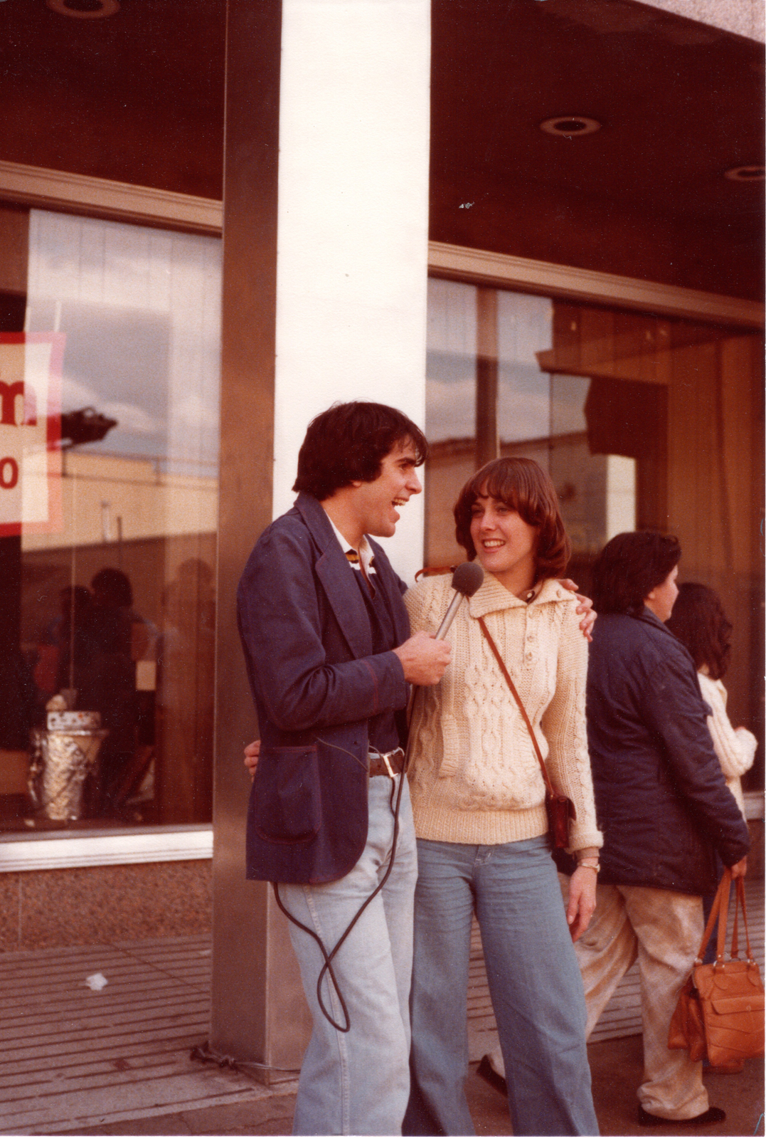 May 1978 George St Festival - Rick Capriolla, Janet Fabro - Live from Inside in the PJ Young Window!