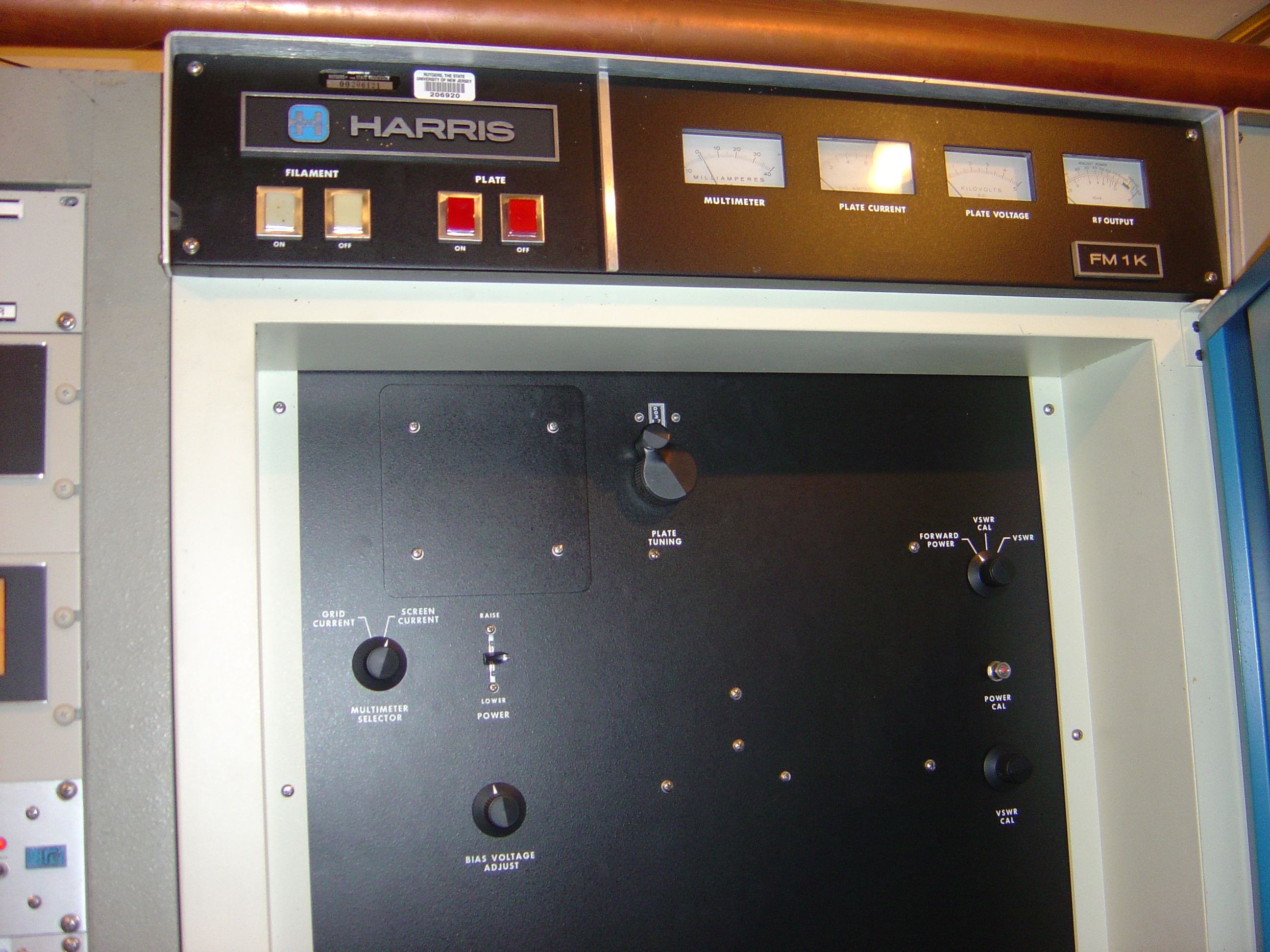 2006 - Main Transmitter Tuning Controls