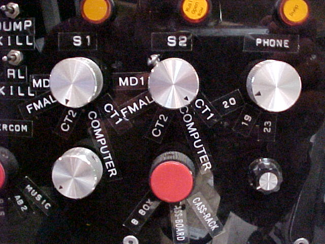 2003 - Muting Control/Input Selector